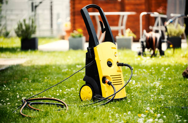 Best Window and Screen Pressure Cleaning in Fkville, AL